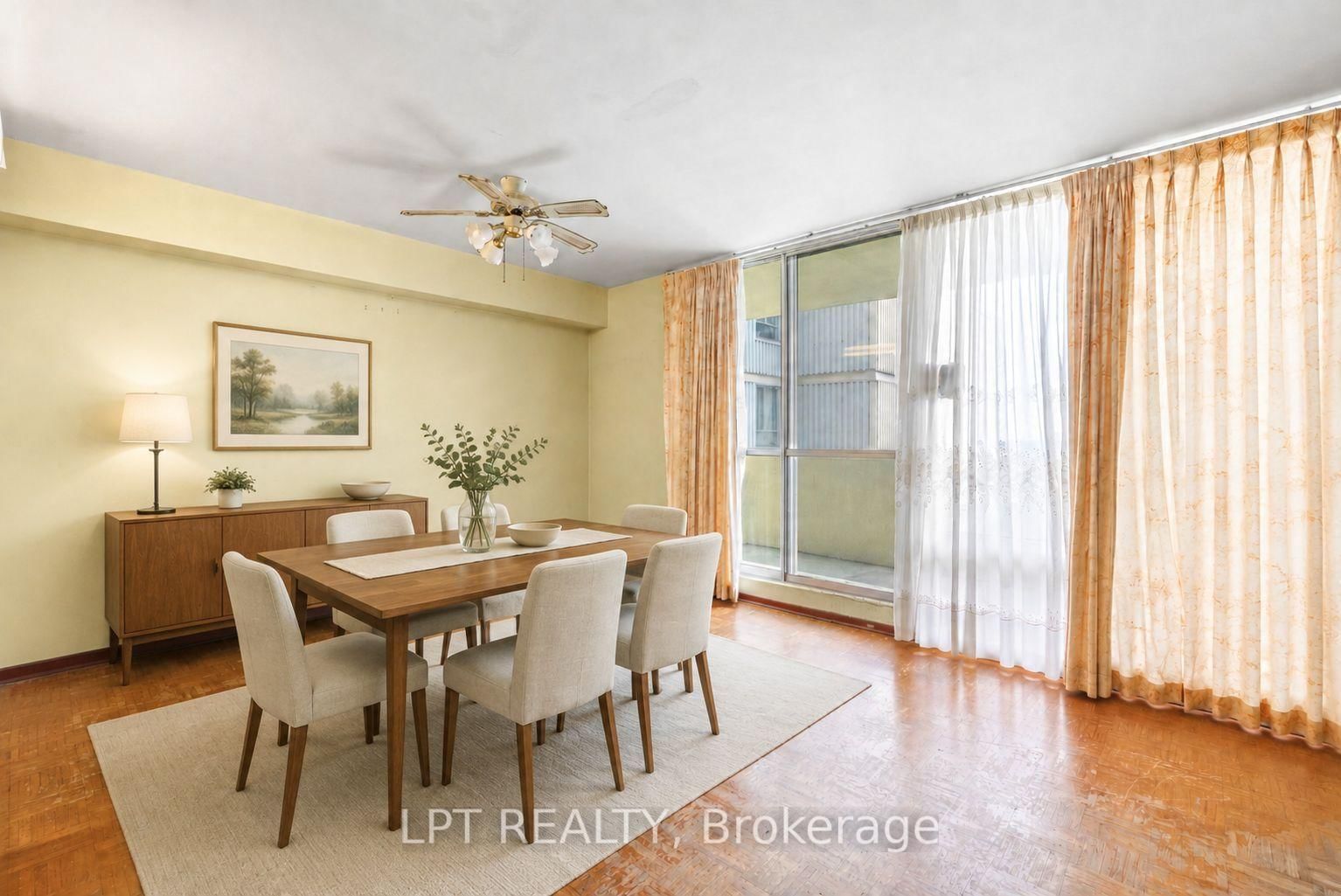 5 Massey Square • #2811 • Toronto, ON photo 15