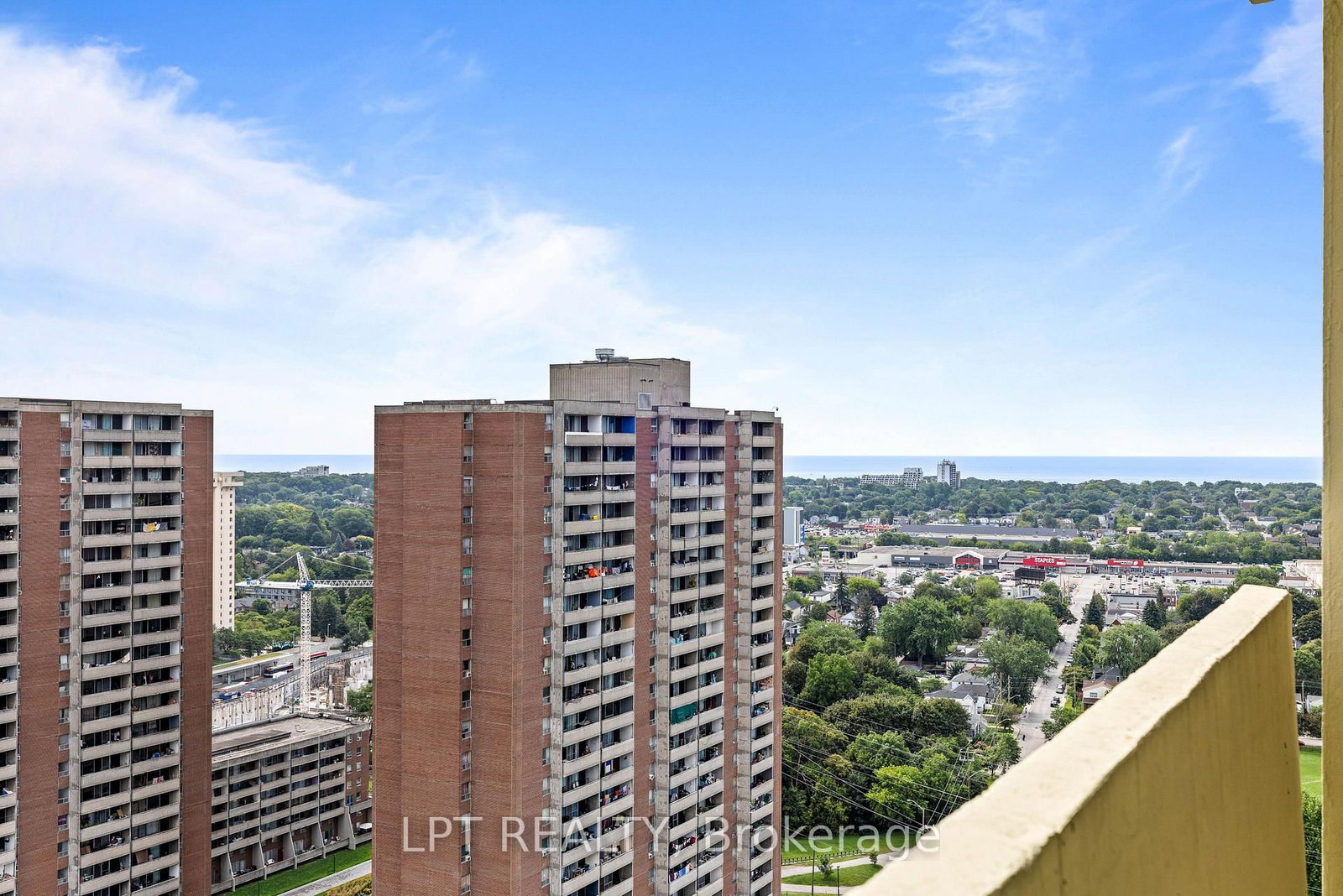 5 Massey Square • #2811 • Toronto, ON photo 16