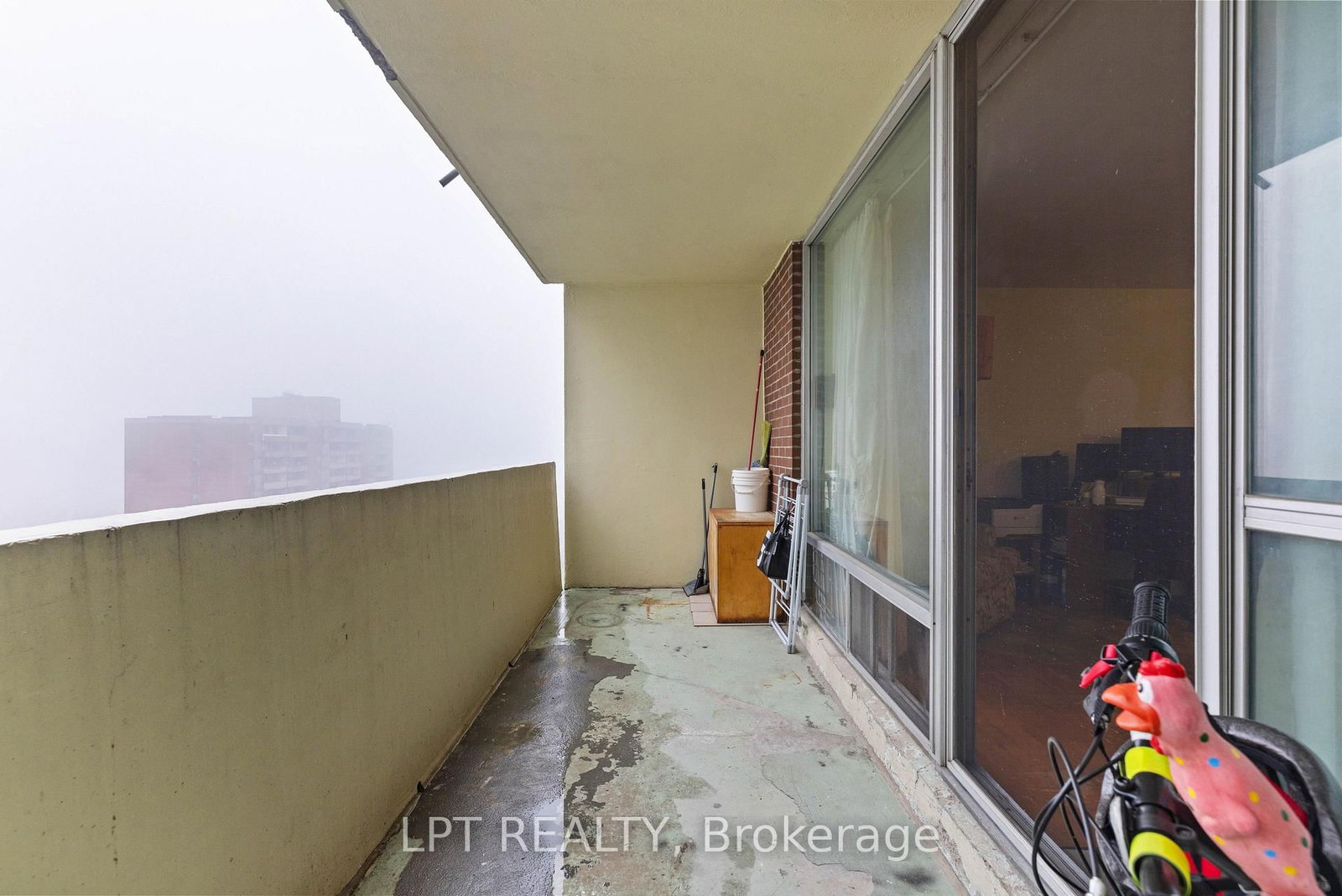 5 Massey Square • #2811 • Toronto, ON photo 17