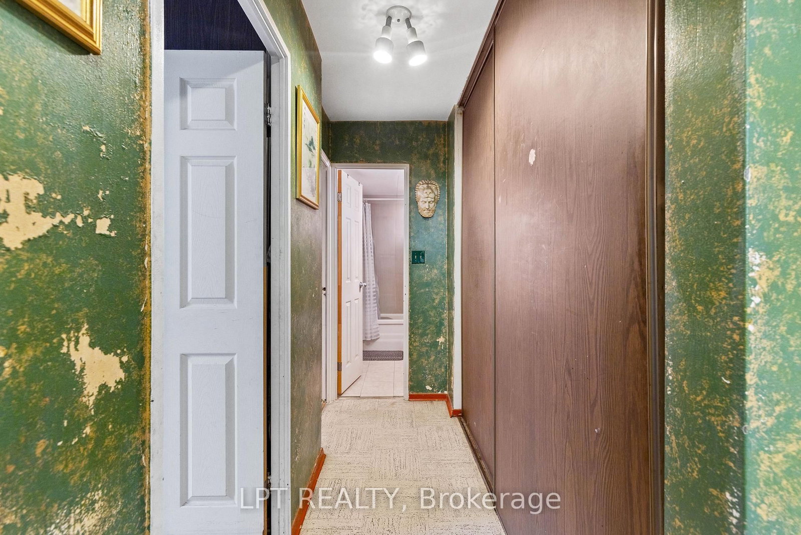 5 Massey Square • #2811 • Toronto, ON photo 7