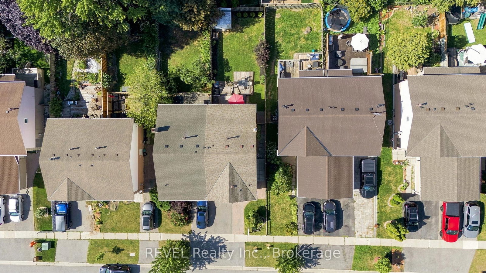 1298 Pinehurst Avenue • Oshawa, ON photo 27