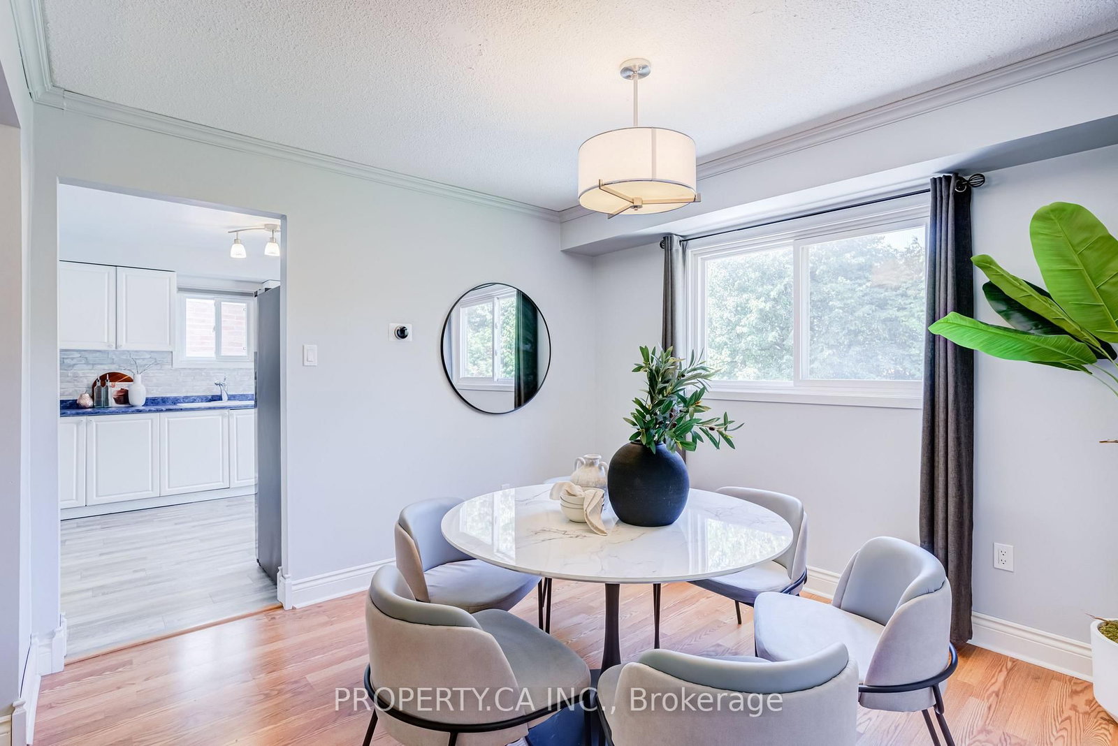 1 Latham Court • Ajax, ON photo 10