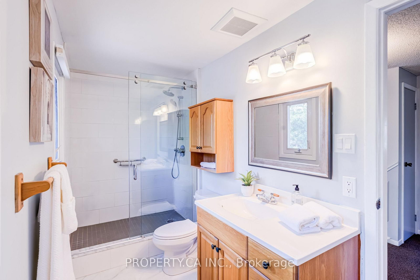 1 Latham Court • Ajax, ON photo 25