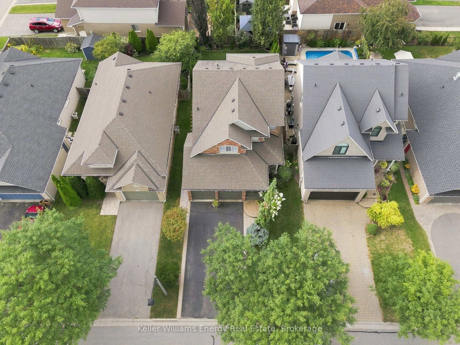 442 Meadow Street • Oshawa, ON photo 34