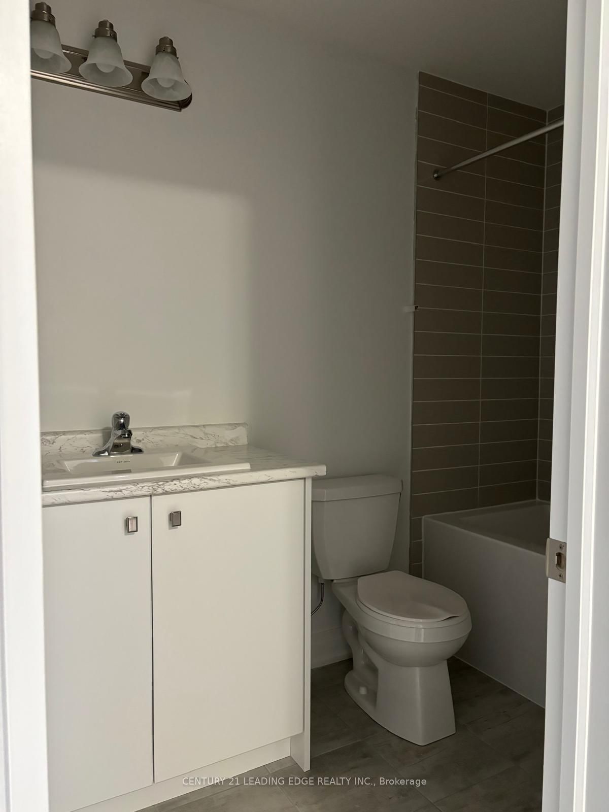 2 Nautical Way, Whitby 5