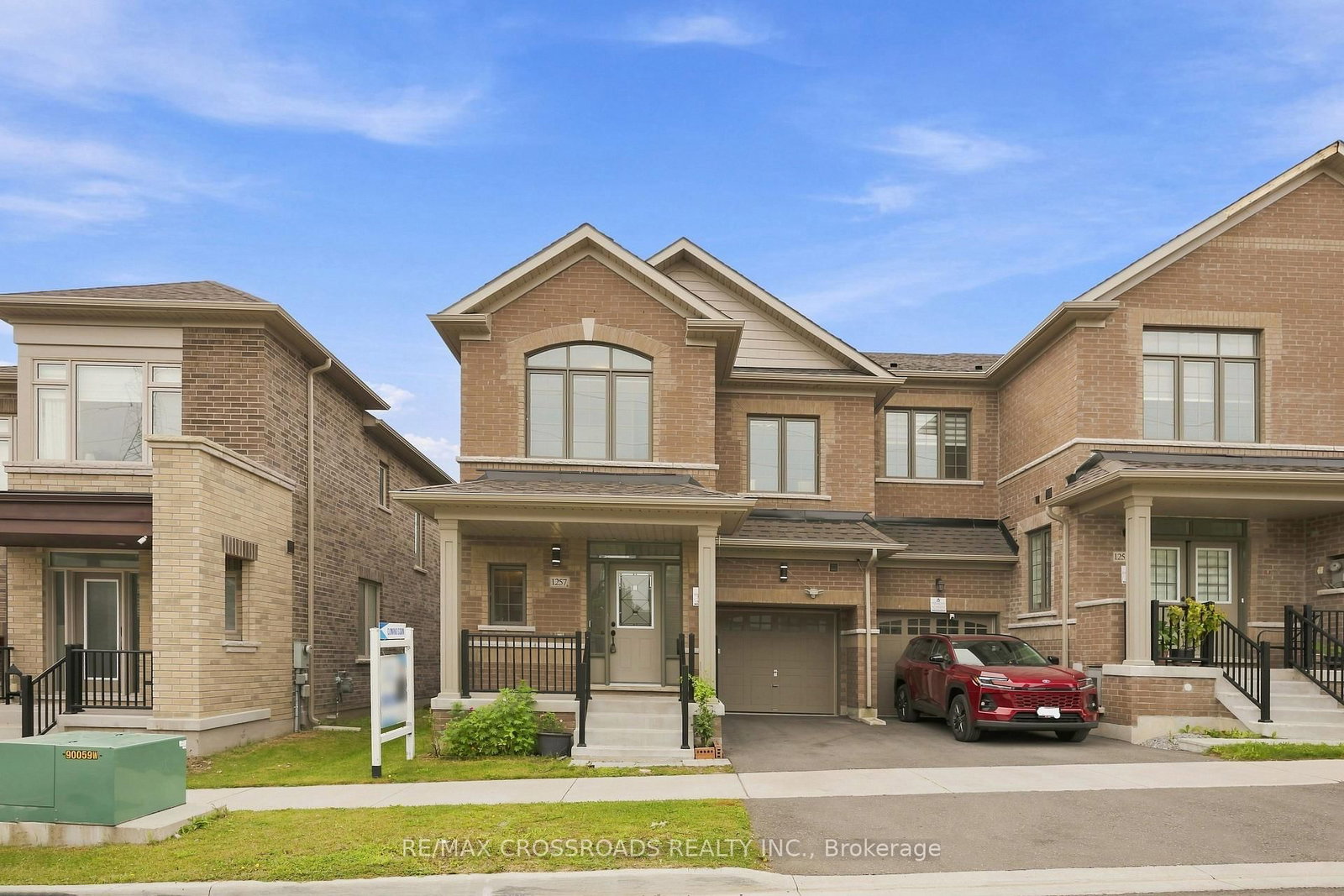 1257 Aquarius Trail • Pickering, ON photo 1