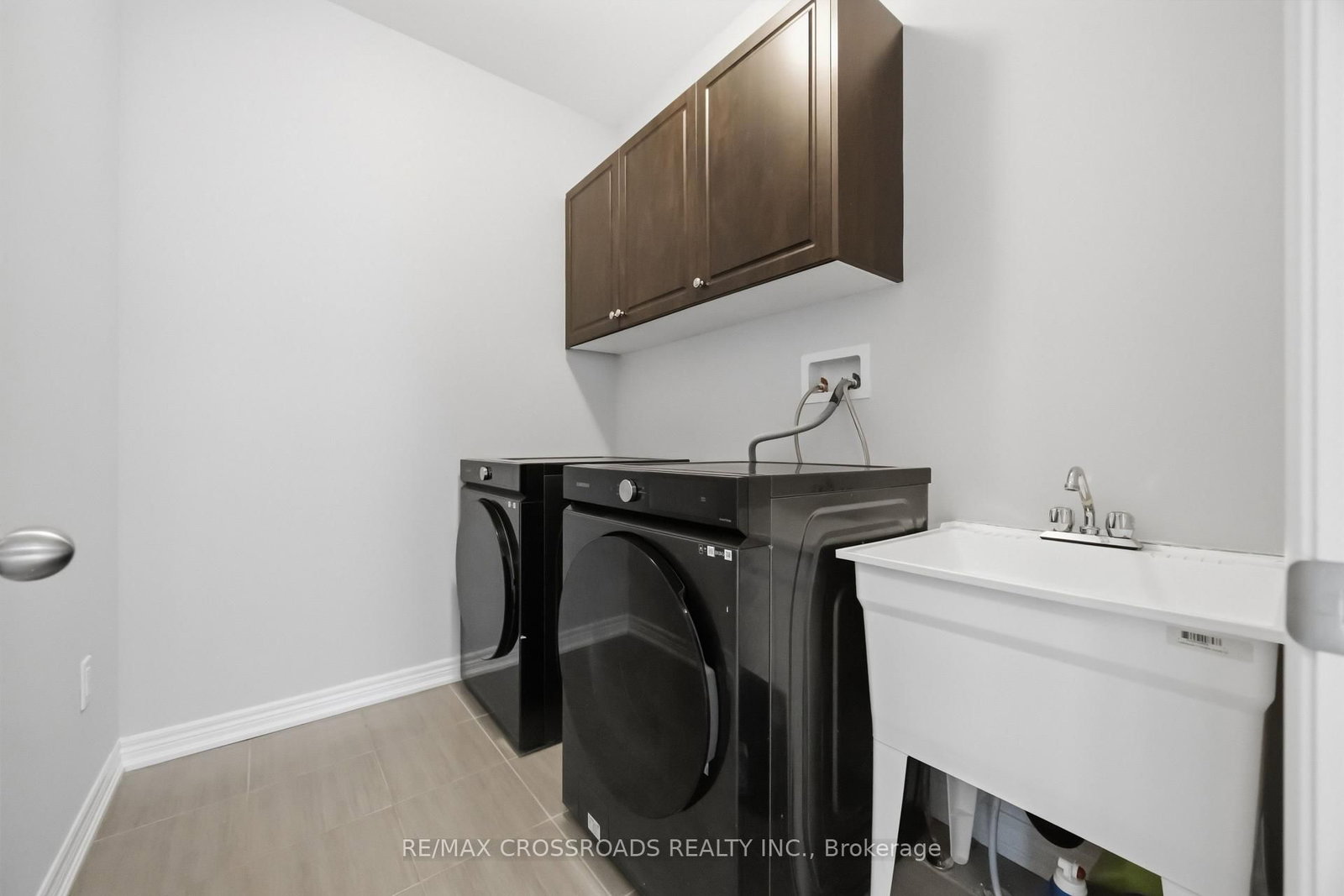 1257 Aquarius Trail • Pickering, ON photo 24