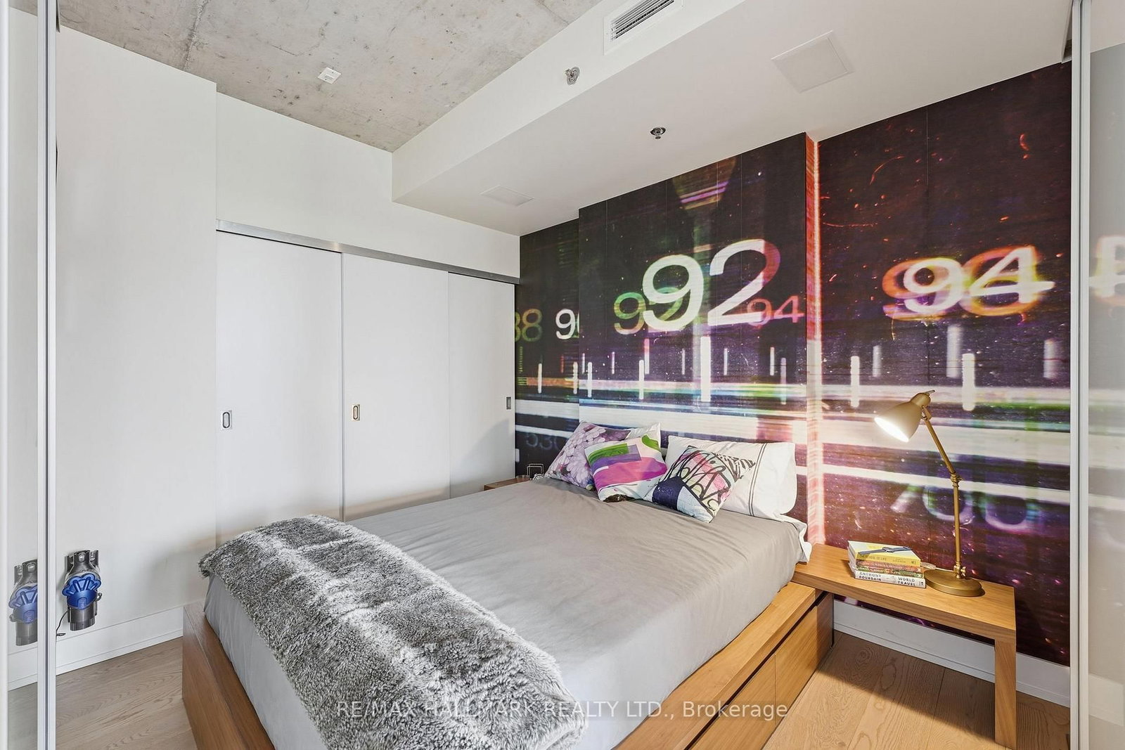 630 Queen Street E • #602 • Toronto, ON photo 13