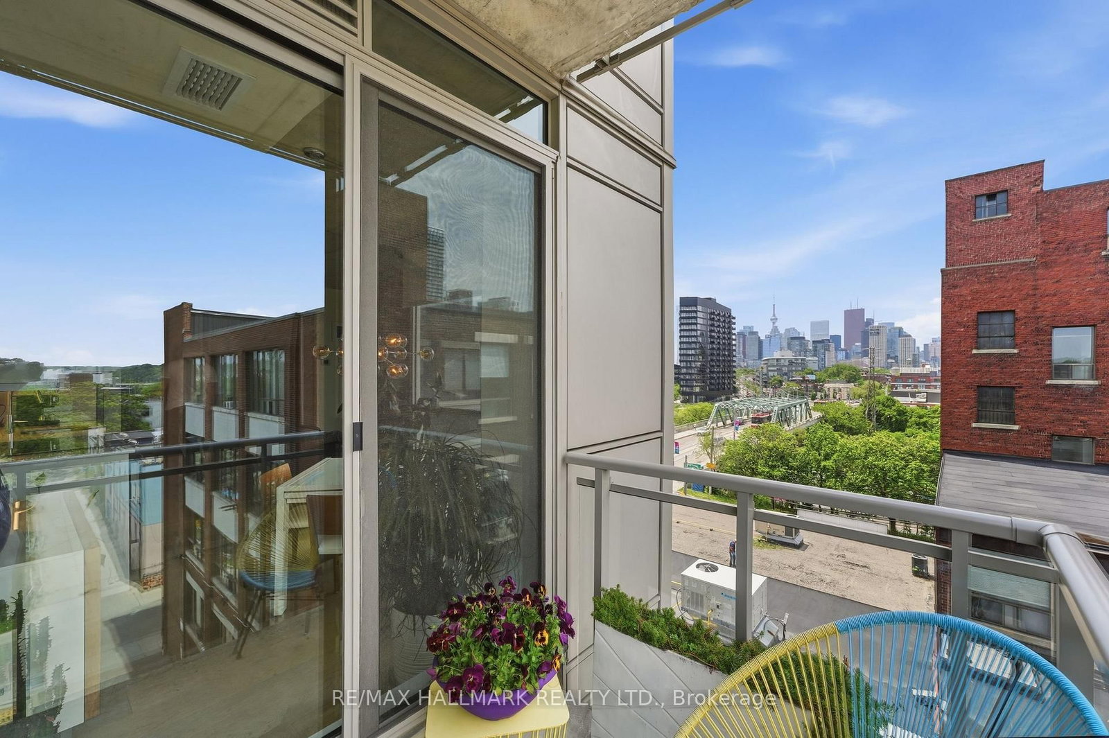 630 Queen Street E • #602 • Toronto, ON photo 20