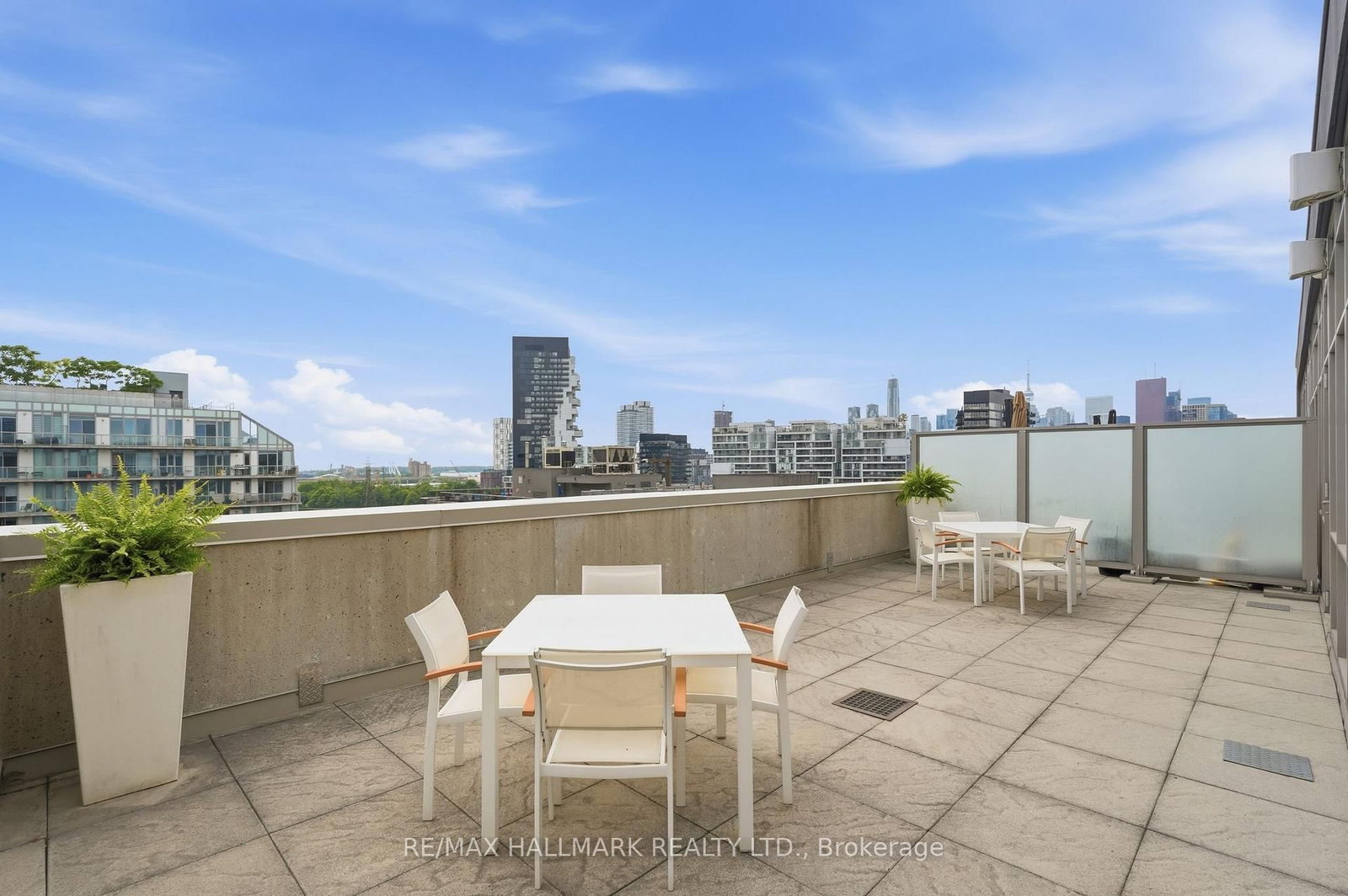 630 Queen Street E • #602 • Toronto, ON photo 26