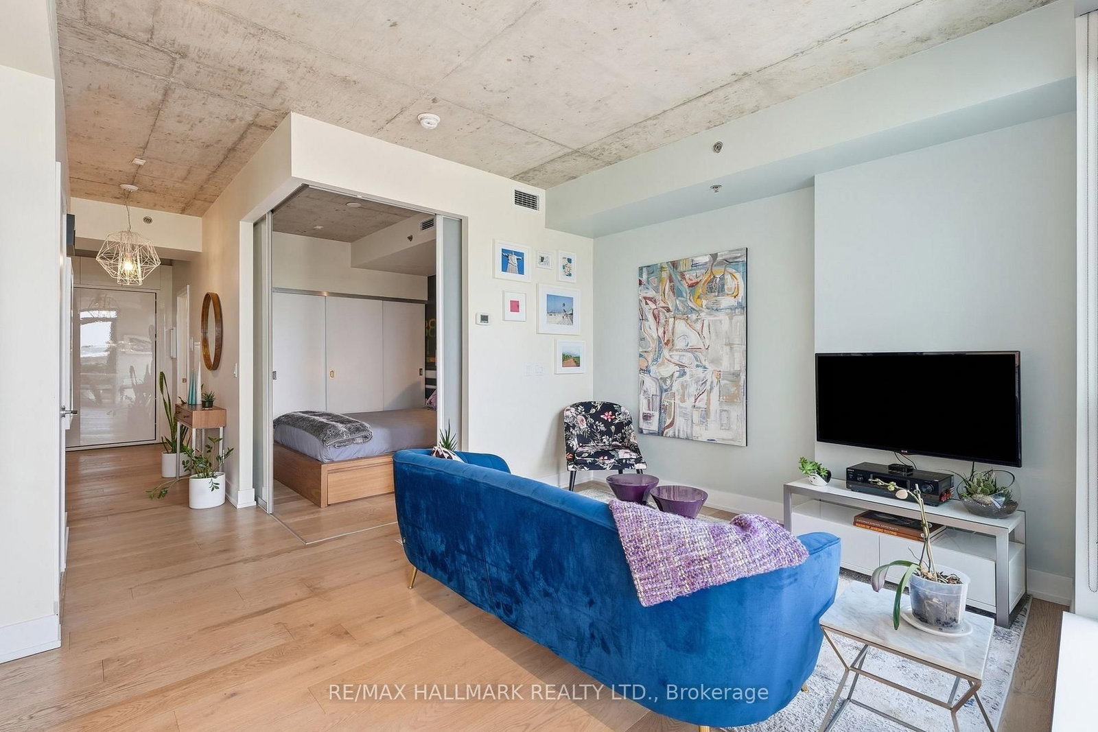 630 Queen Street E • #602 • Toronto, ON photo 7