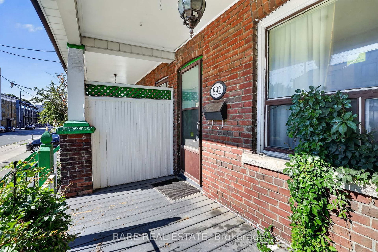 890 & 892 Broadview Avenue • Toronto, ON photo 10