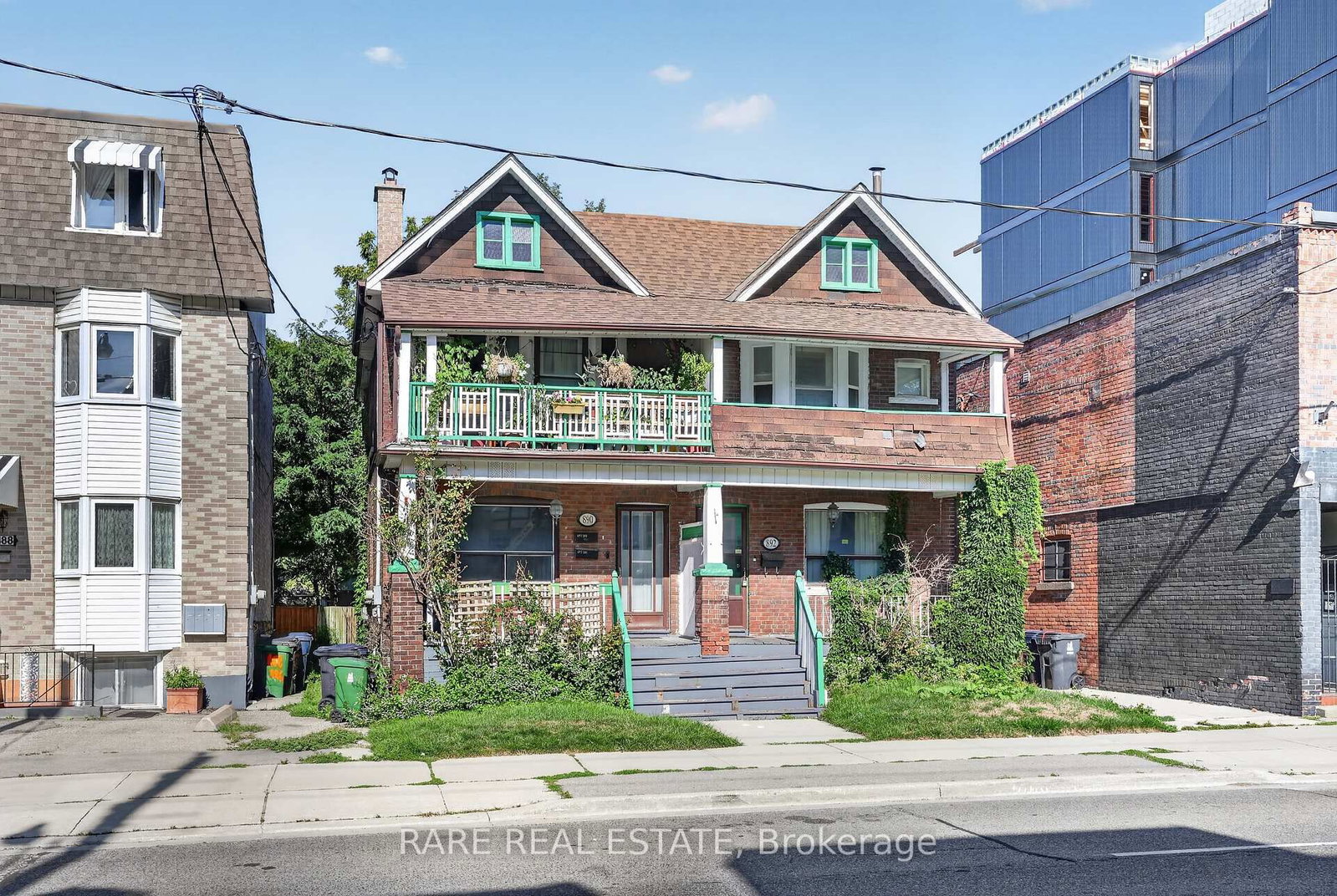 890 & 892 Broadview Avenue • Toronto, ON photo 3