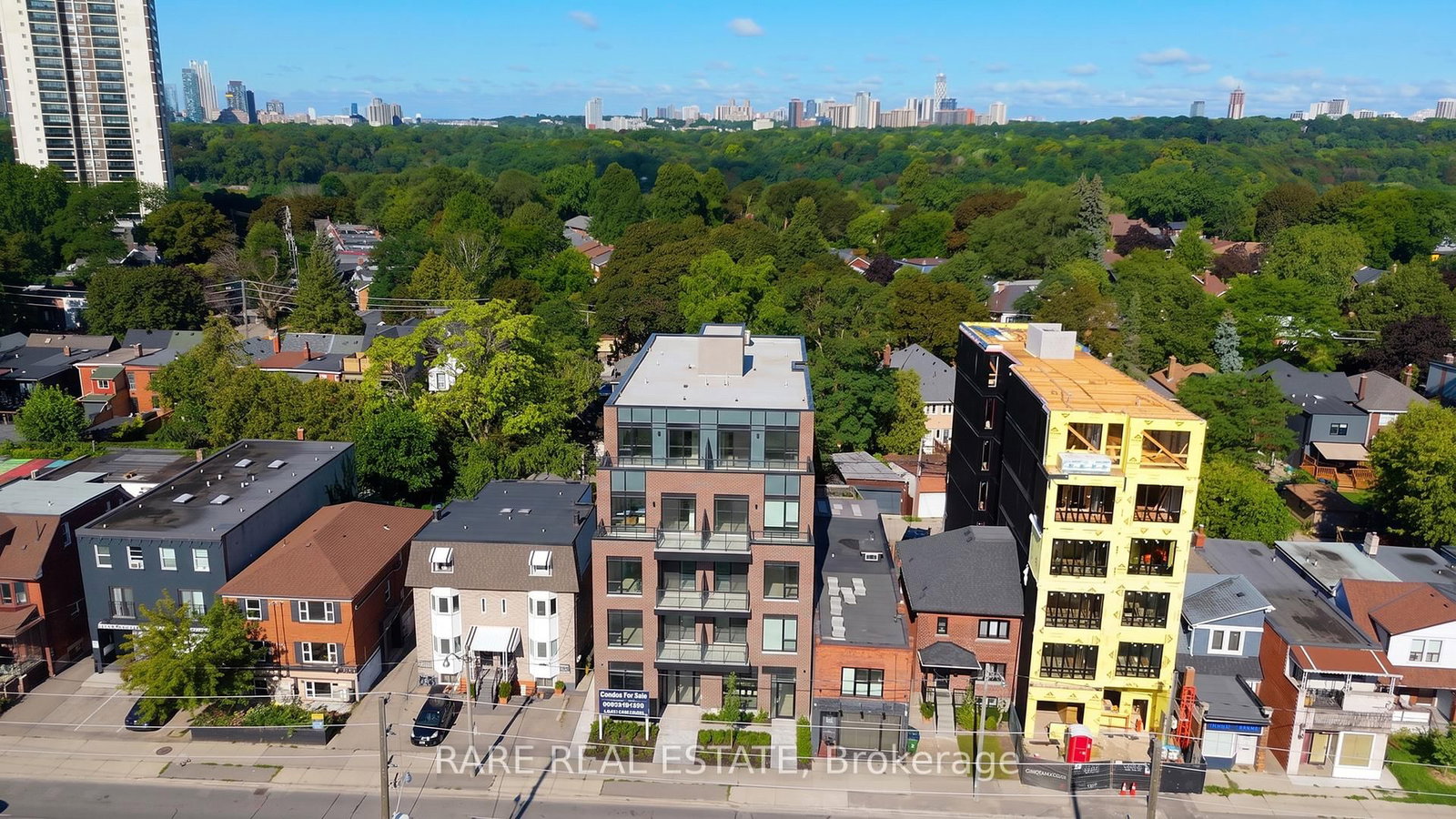890 & 892 Broadview Avenue • Toronto, ON photo 6