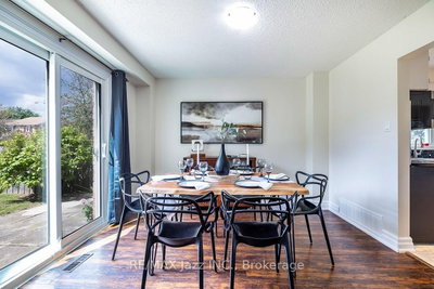 621 Flavelle Court • Pickering, ON photo 8