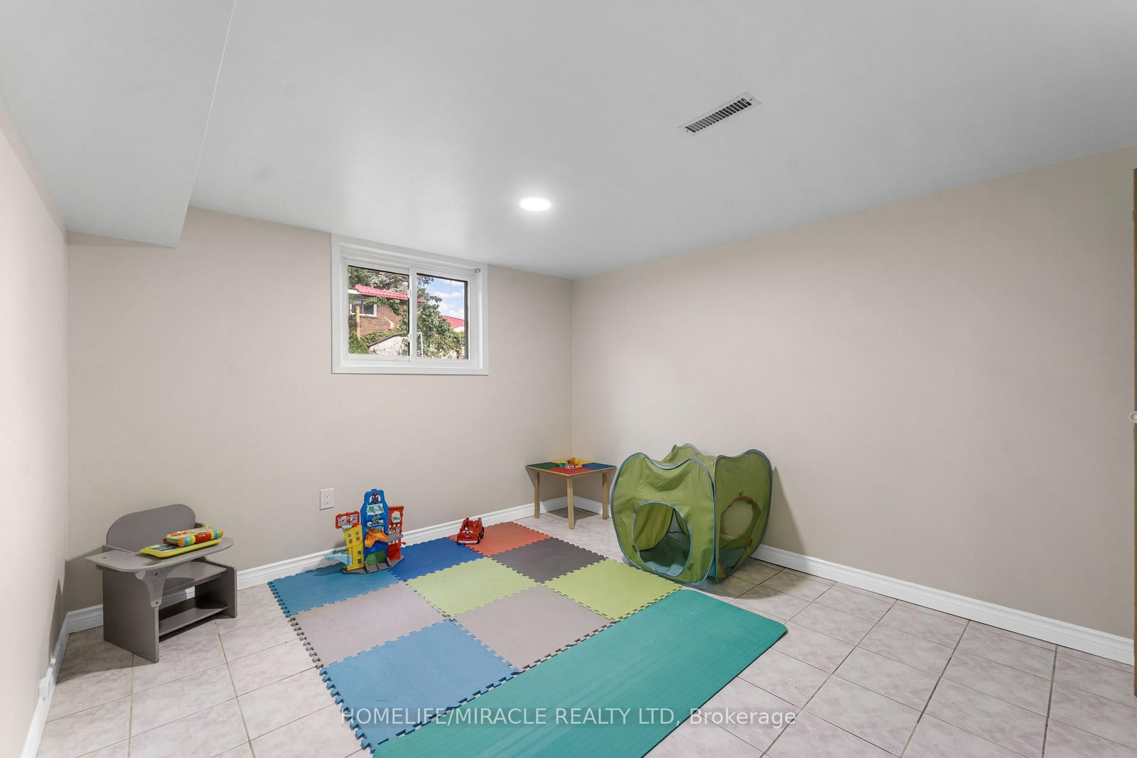 203 Centennial Road • Toronto, ON photo 26