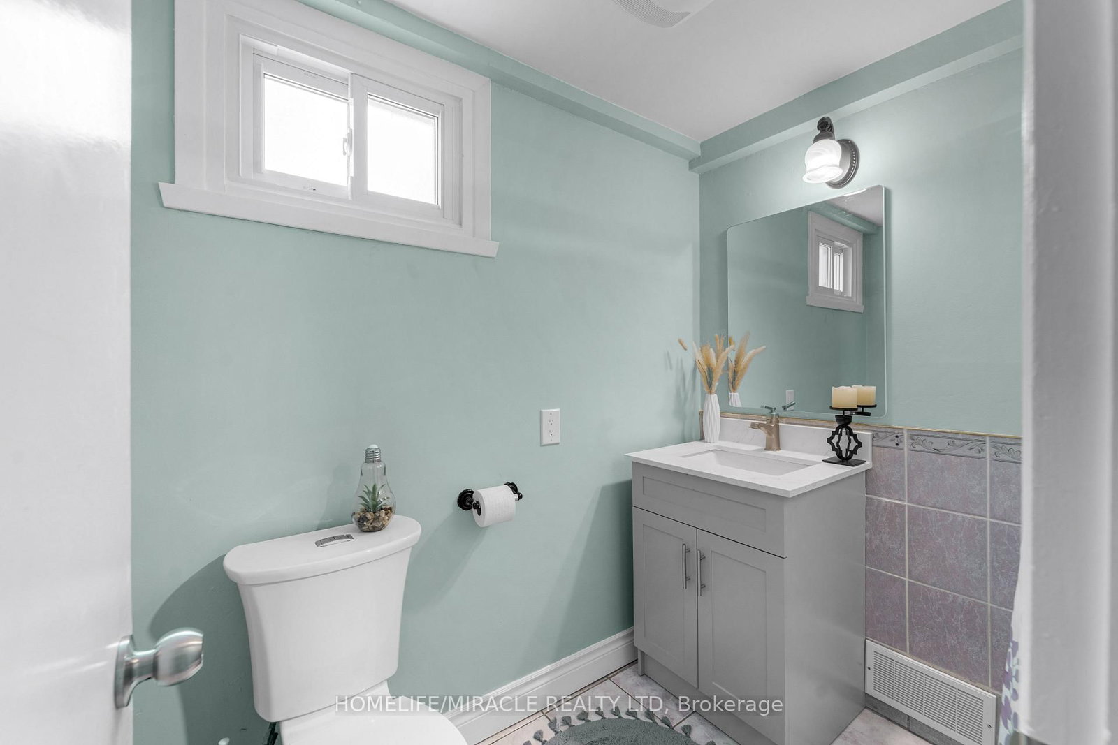 203 Centennial Road • Toronto, ON photo 27