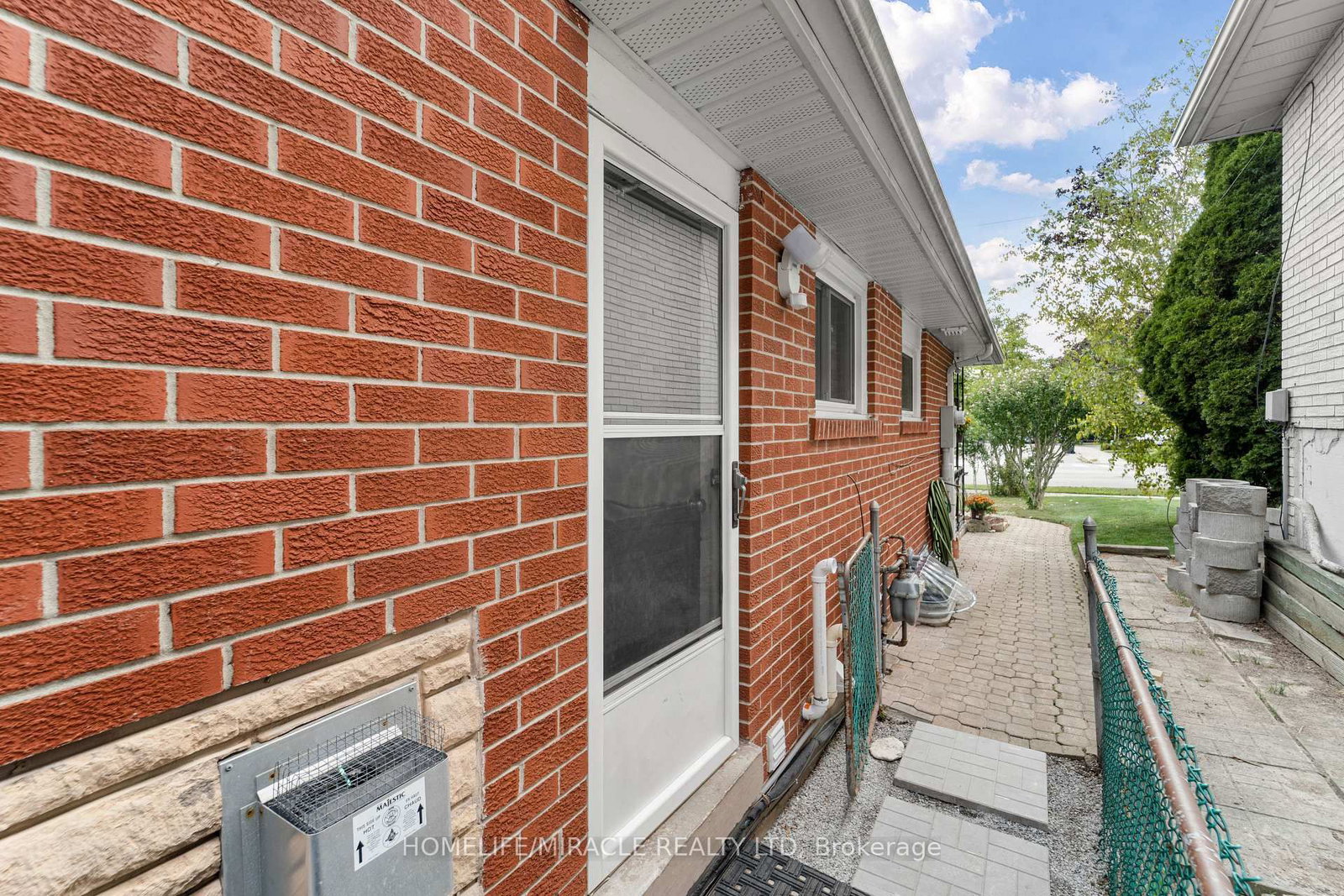 203 Centennial Road • Toronto, ON photo 32