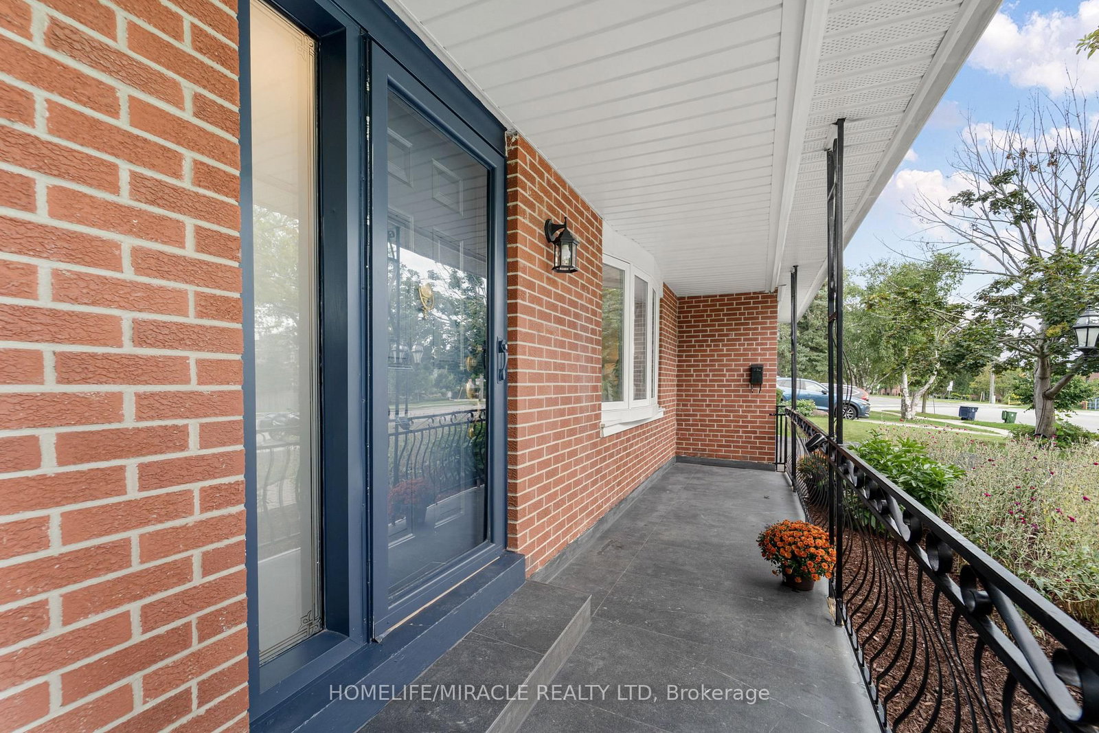 203 Centennial Road • Toronto, ON photo 4
