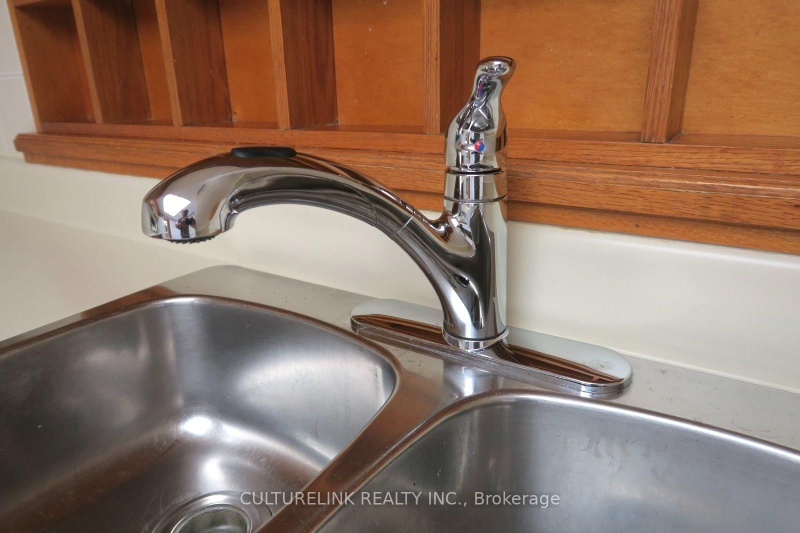 255 Bamburgh Circle • #1005 • Toronto, ON photo 8