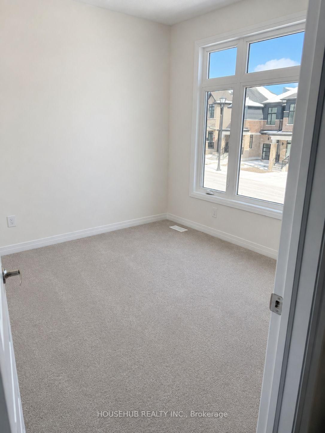 2914 Nakina Street, Pickering 5