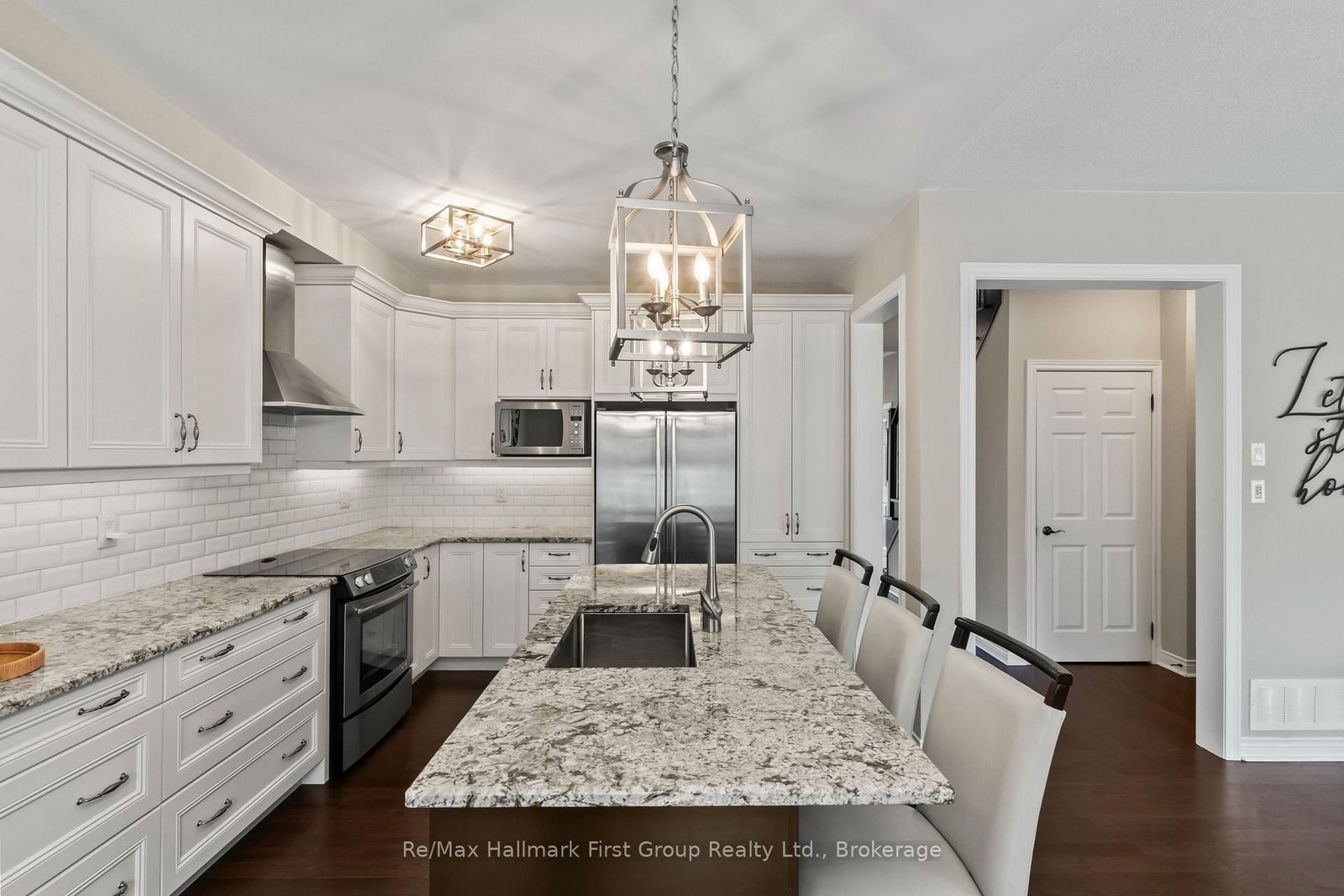 928 Black Cherry Drive • Oshawa, ON photo 16