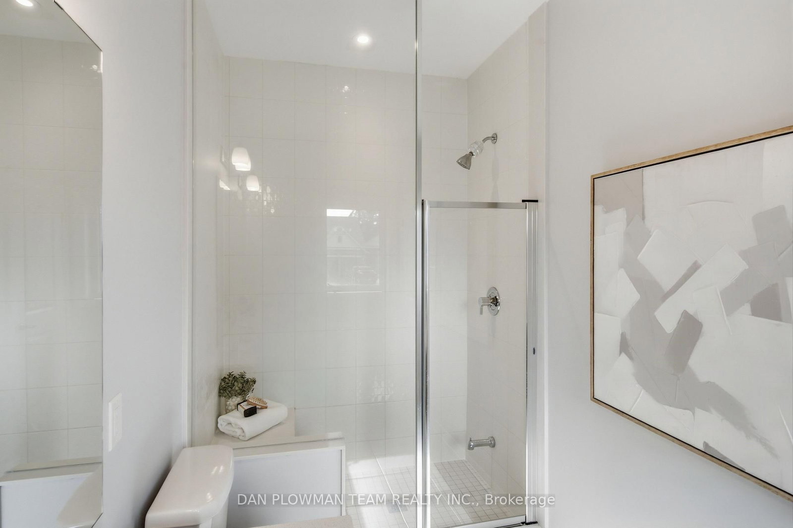2 Holtby Court • Scugog, ON photo 18
