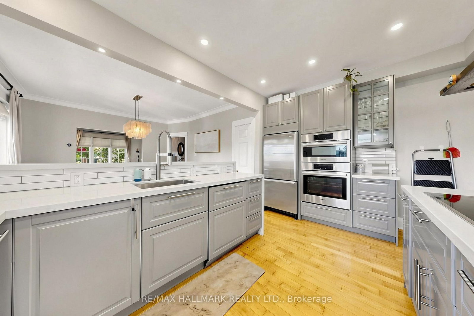 47 Glenmore Road • Toronto, ON photo 12
