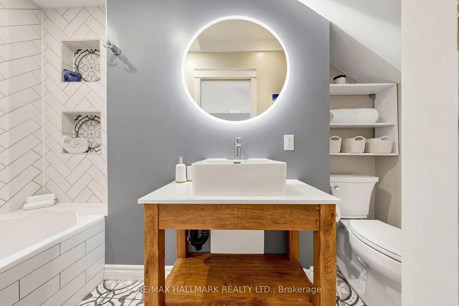 47 Glenmore Road • Toronto, ON photo 16