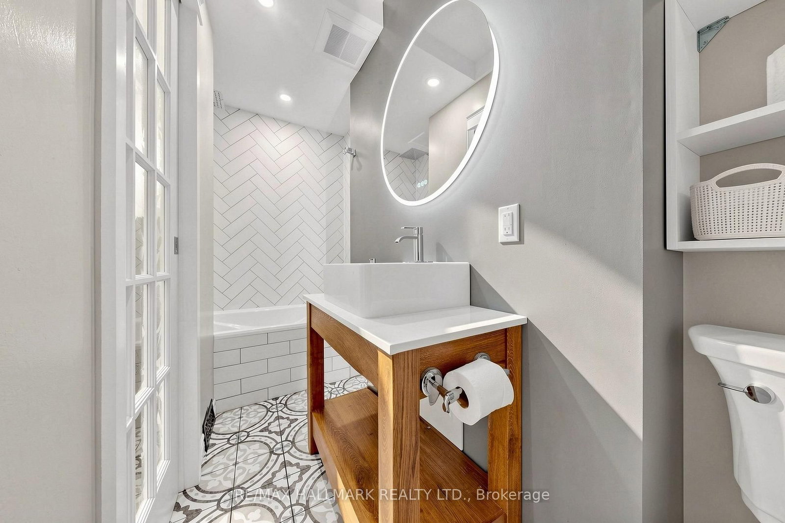 47 Glenmore Road • Toronto, ON photo 17
