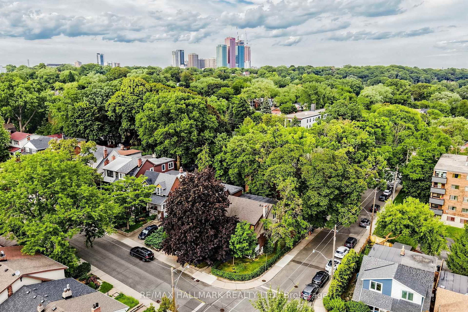 47 Glenmore Road • Toronto, ON photo 39