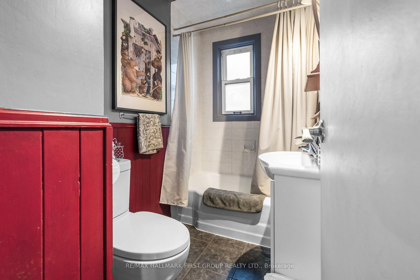 99 Pontiac Avenue • Oshawa, ON photo 13