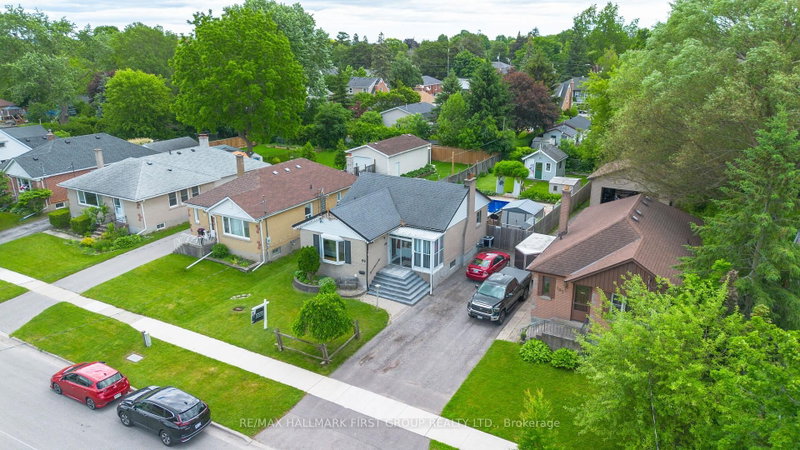 99 Pontiac Avenue