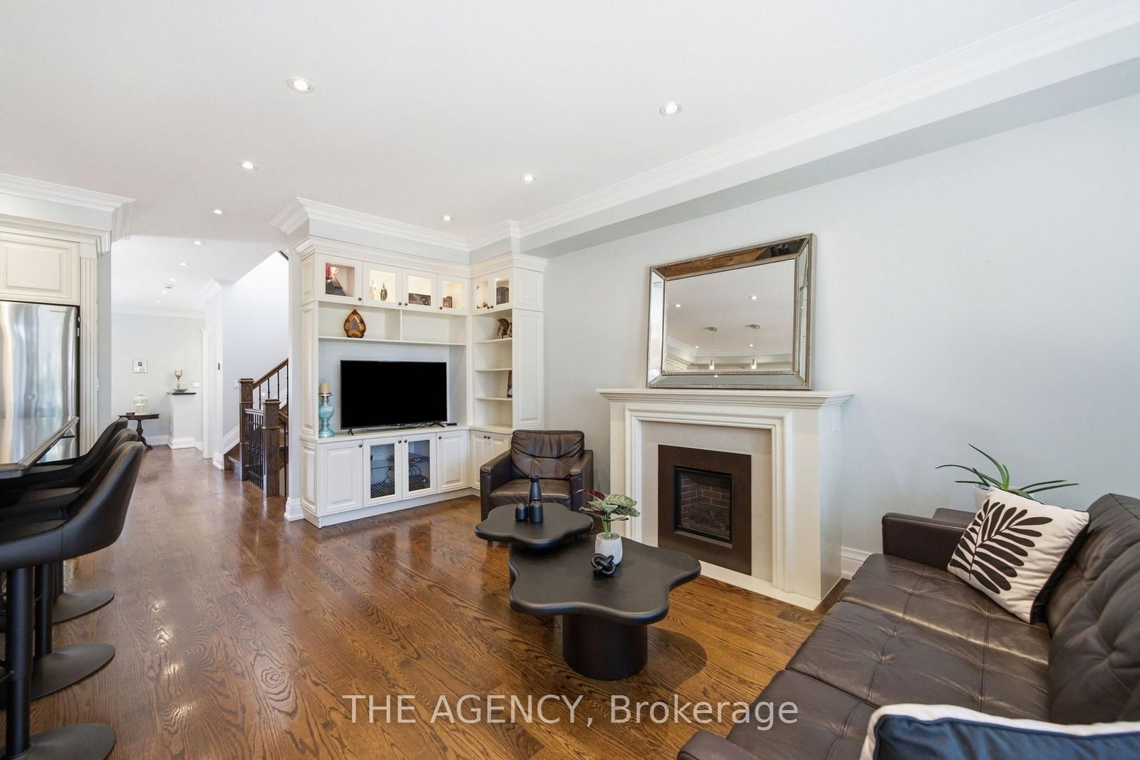 11 Northbrook Road • Toronto, ON photo 1