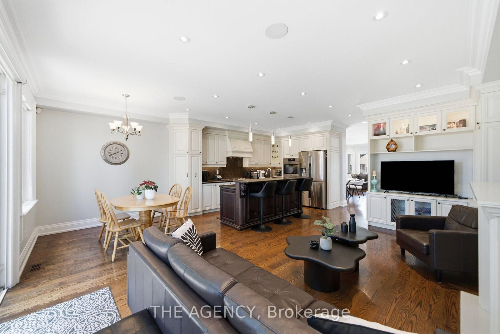 11 Northbrook Road • Toronto, ON photo 13