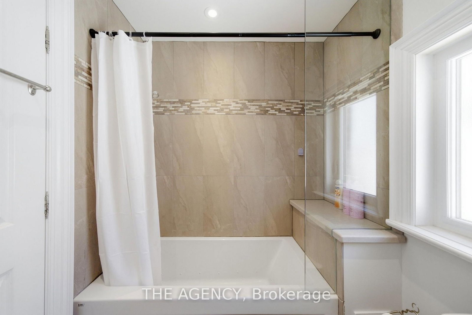 11 Northbrook Road • Toronto, ON photo 23