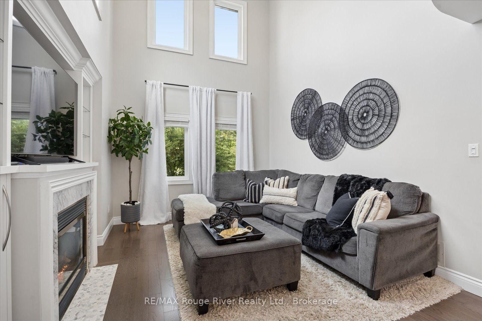 10 Windbreak Crescent • Whitby, ON photo 19