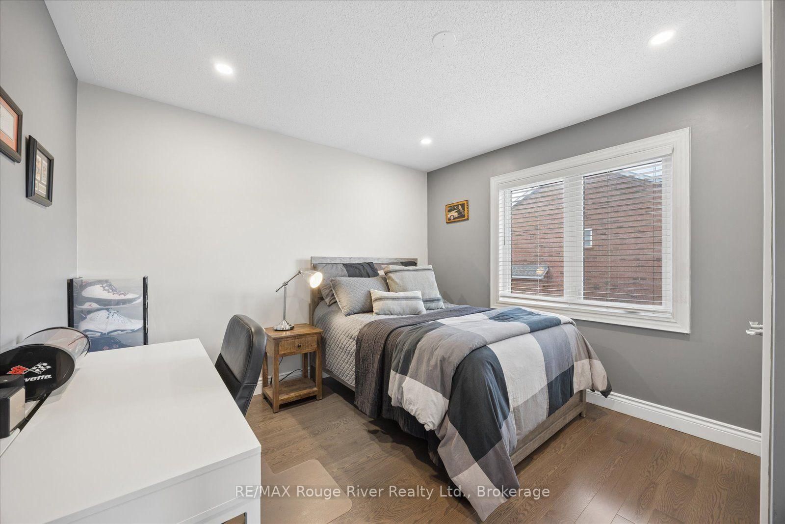 10 Windbreak Crescent • Whitby, ON photo 37