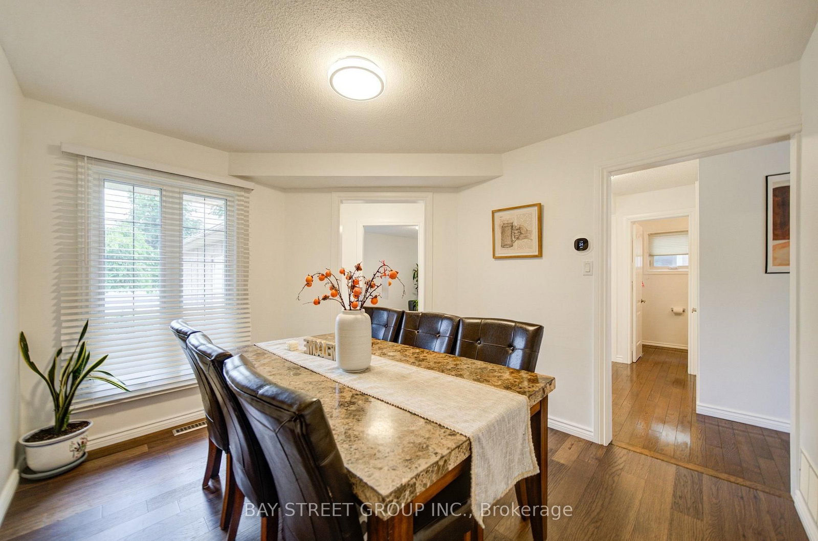 10 Hemingford Place • Whitby, ON photo 16