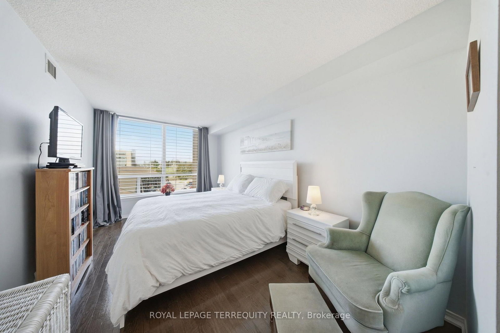 711 Rossland Road E • #606 • Whitby, ON photo 19