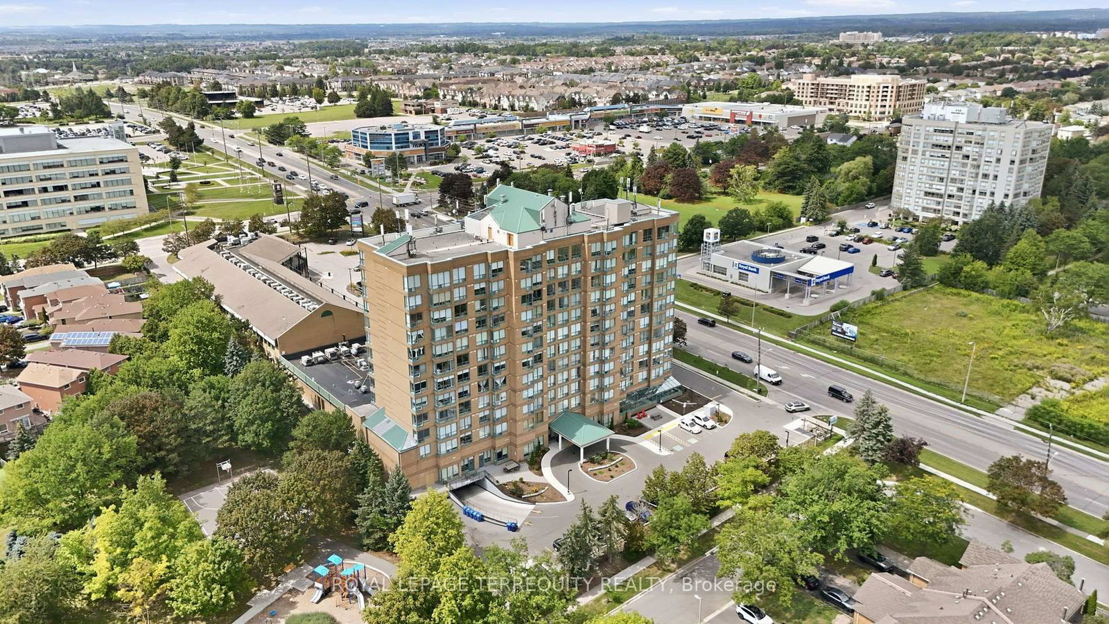711 Rossland Road E • #606 • Whitby, ON photo 32