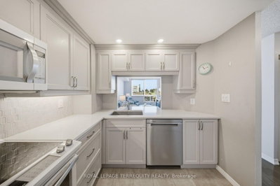 711 Rossland Road E • #606 • Whitby, ON photo 6