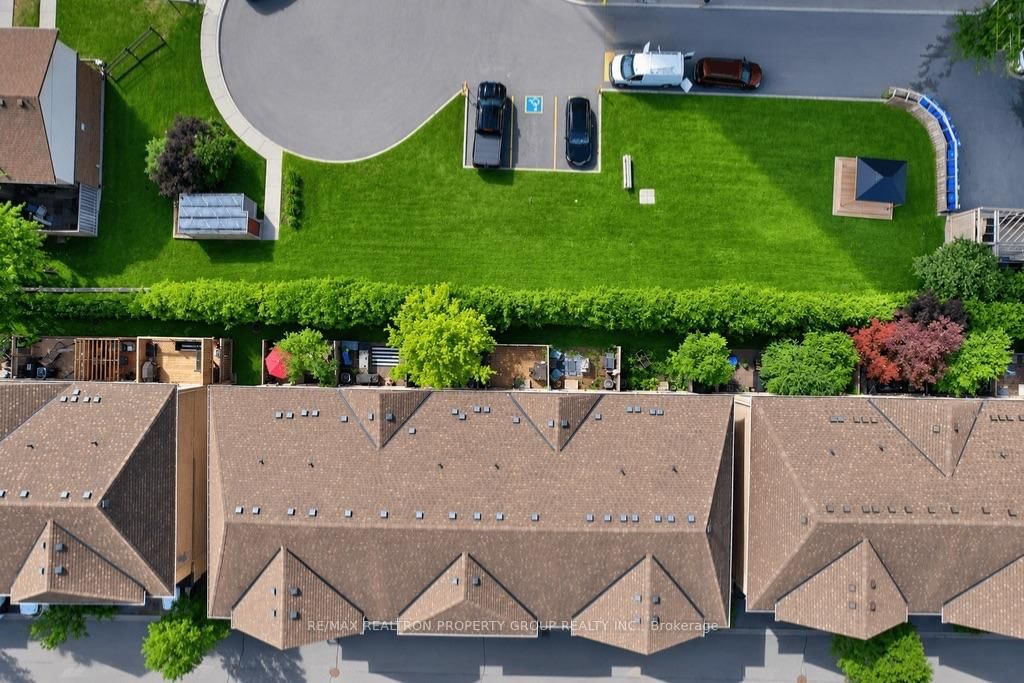 1250 St. Martins Drive • #27 • Pickering, ON photo 39