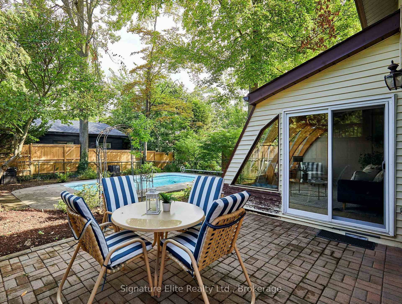 7 Lyncroft Drive • Toronto, ON photo 13