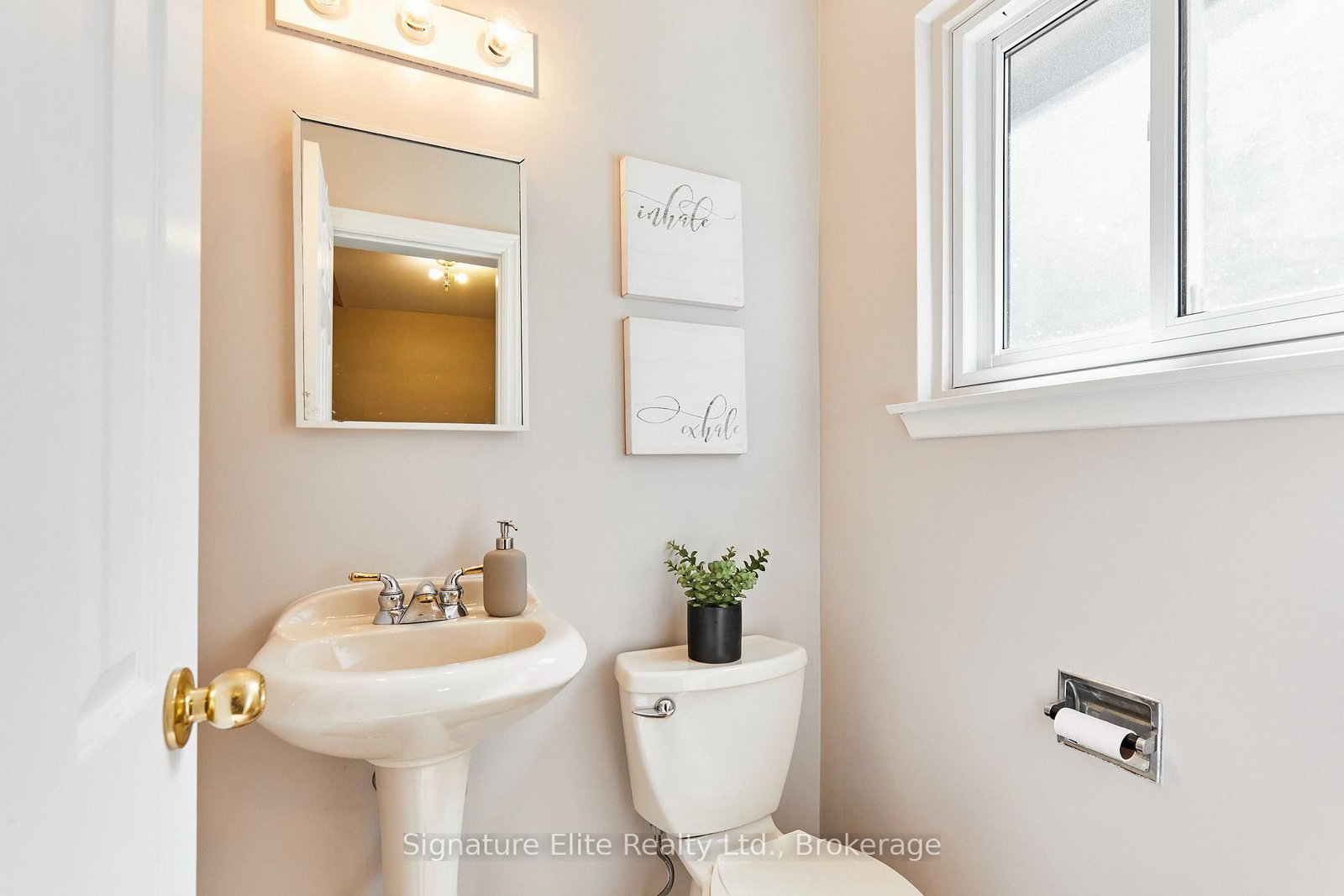7 Lyncroft Drive • Toronto, ON photo 21