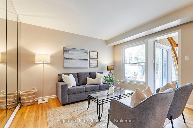 7 Lyncroft Drive
