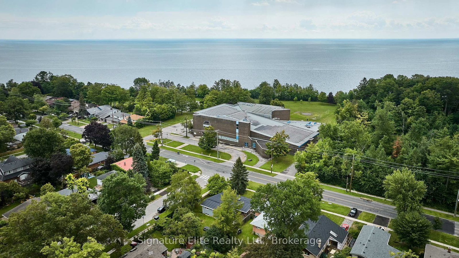 7 Lyncroft Drive • Toronto, ON photo 39