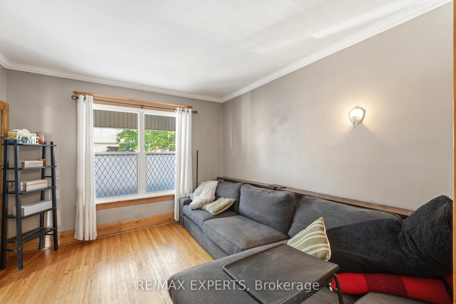 18 Rowe Street • Oshawa, ON photo 10