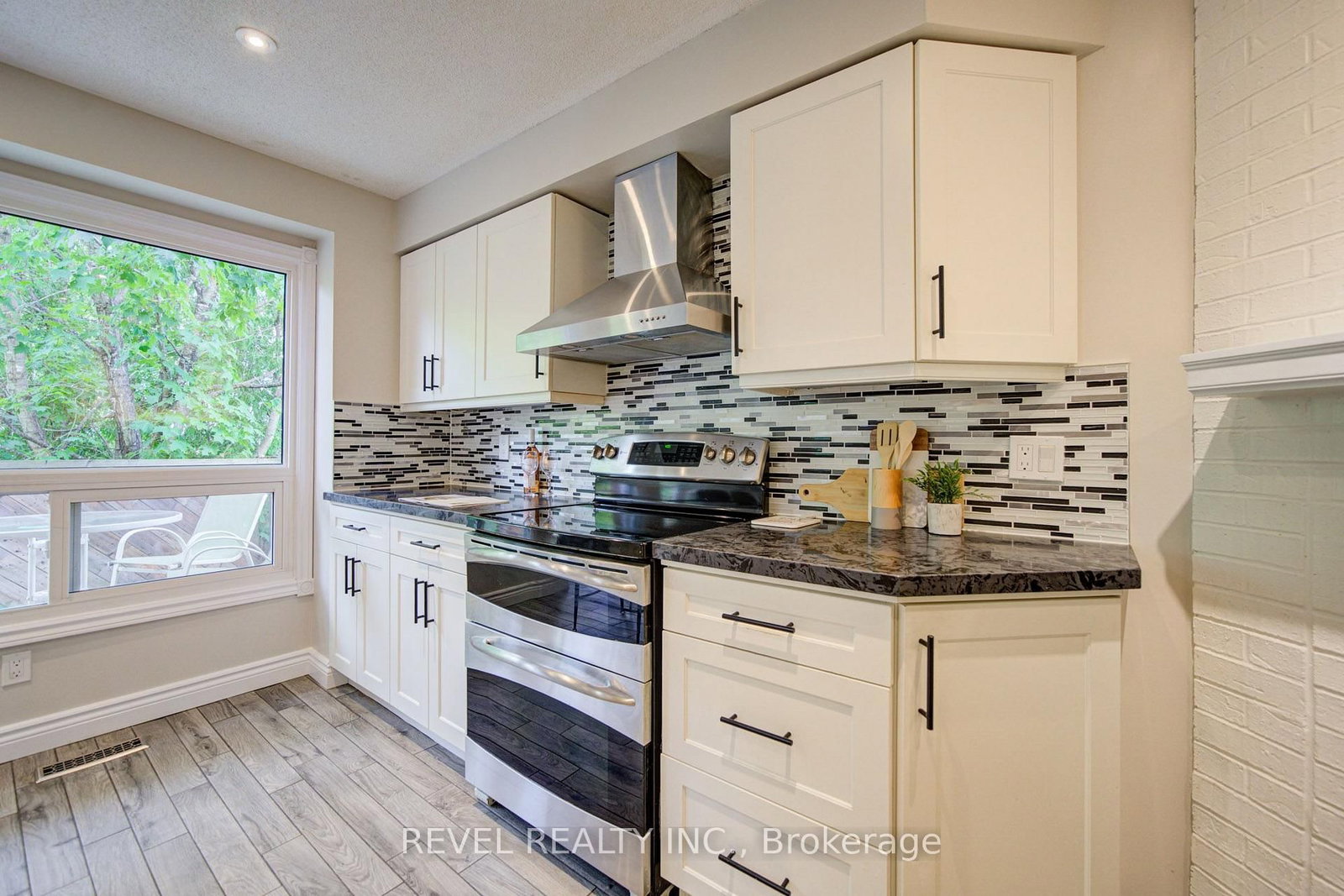 2141 Theoden Court • Pickering, ON photo 14