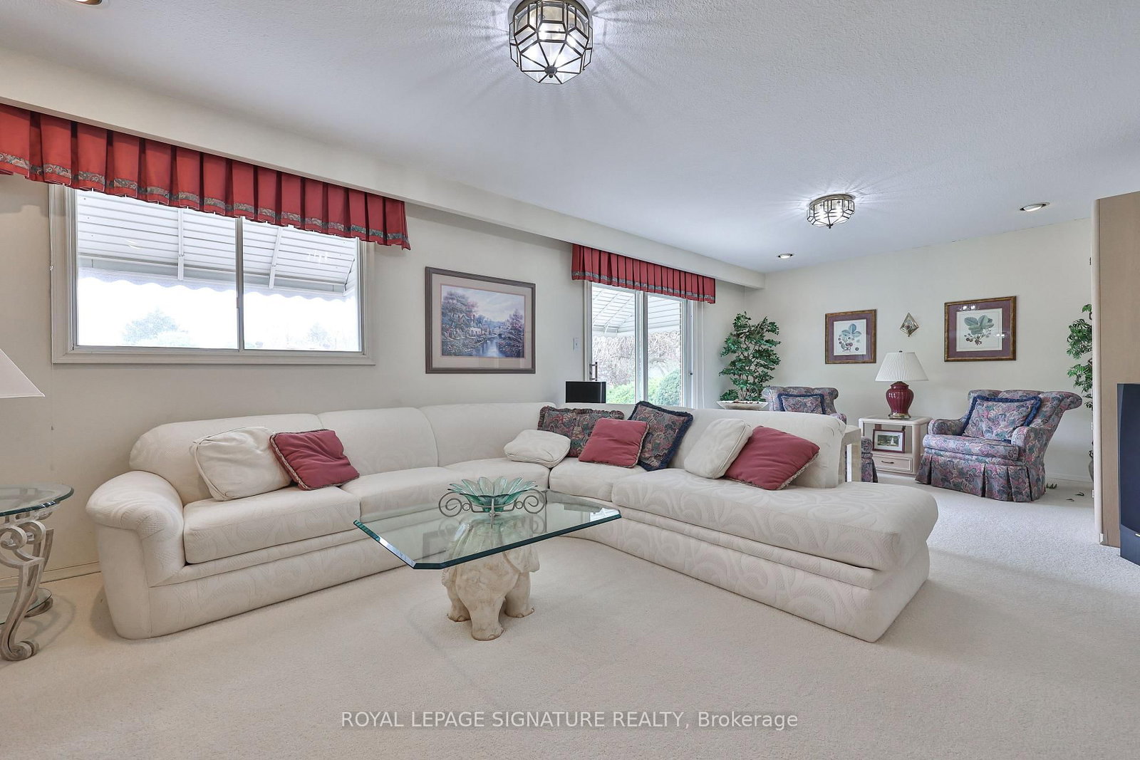 14 Logstone Crescent • Toronto, ON photo 19